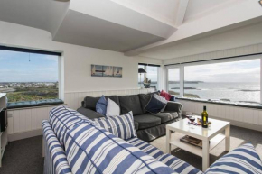 HEADLANDS-2 BED-SEA VIEW APARTMENT-TREARDDUR BAY